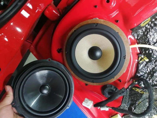 深圳汽車音響改裝,福特野馬,升級phass妃仕pi 165g3三分頻揚聲器